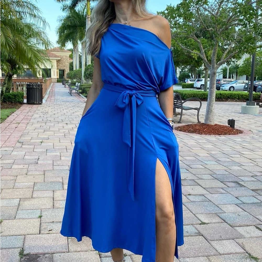 Elegant Blue Off-Shoulder Dress